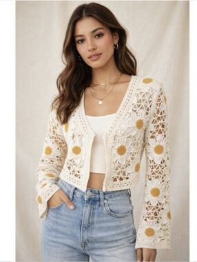 NWOT Moon & Madison Daisy Crochet Cardigan Boho Granny Square Floral Size XS